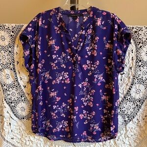 Cynthia Steffe Purple and Pink Floral Women's Top Size Large